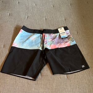 Billabong Men’s Board Shorts - size 34